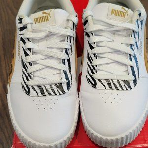 Puma Carina Animal mix Size 8.5 Womens